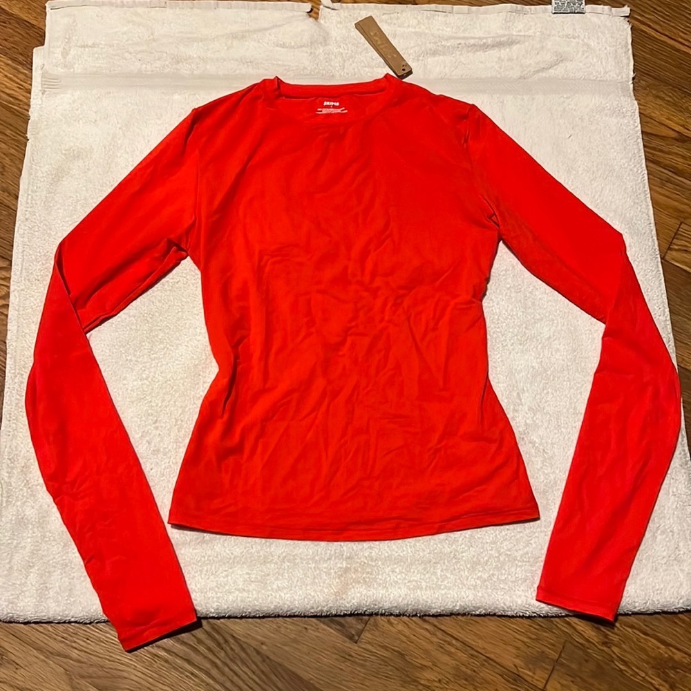 Skims Fits Everybody Long Sleeve T-Shirt